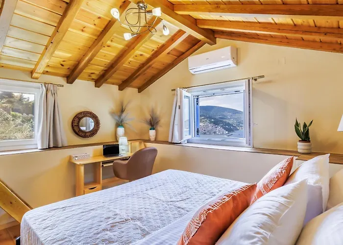 Nirvana * Skopelos Town