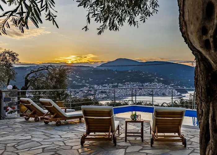 Villa Nirvana Skopelos Town